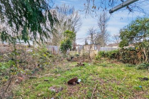 Flat 6 Magpie Hall Close, Bromley BR2 8JQ