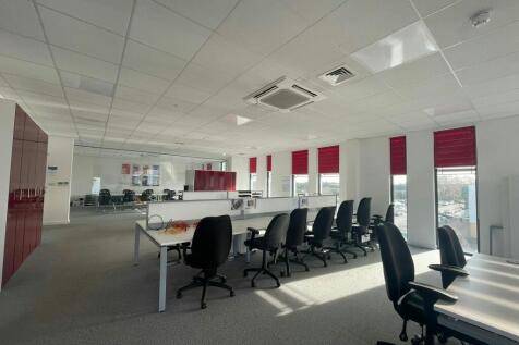 Office to rent Image 4