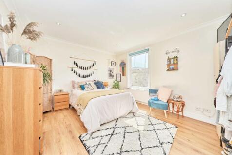 Craven Mews, Battersea photo 4