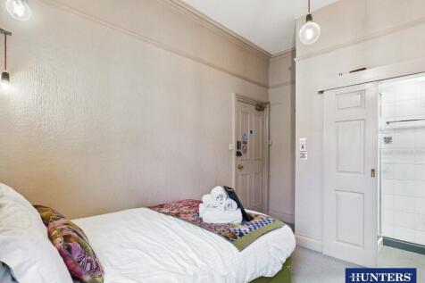 Guest Room One &amp; Ensuite