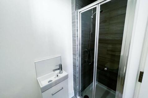 108293_P4838G3721...