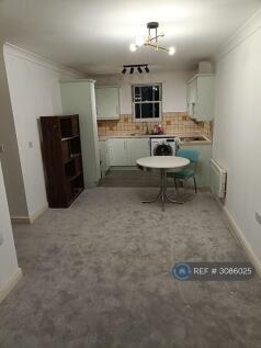 Royal Oak Passage, Huntingdon, PE29 photo 4