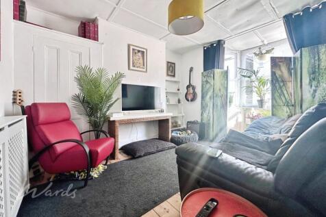 Belgrave lounge use