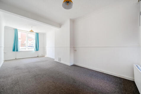 Toronto Road, North End, Portsmouth, Hampshire, PO2 photo 4