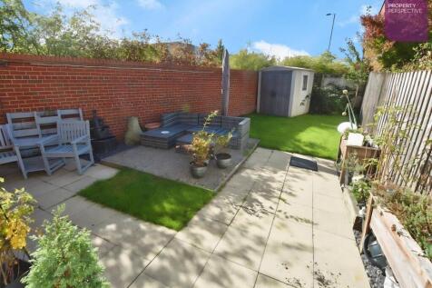 80bd5dac-garden.jpg
