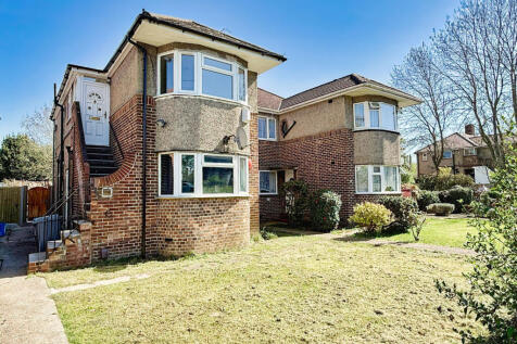 3 bed maisonette to rent Fernwood Avenue, Sudbury
