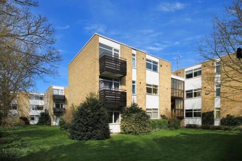 9 Chesterton Sunny Front.jpg