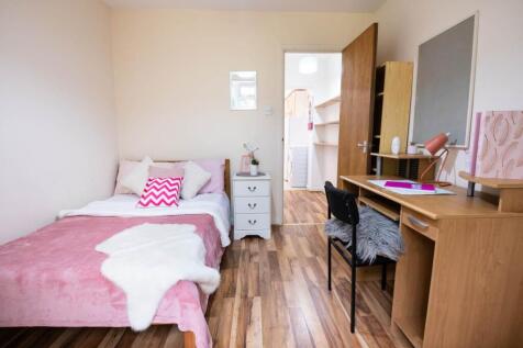 40_St_Martins_Road_C