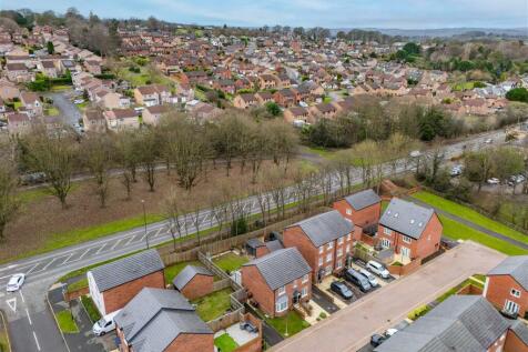 2 Edale Drive-12.jpg