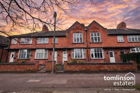 Charming terraced 2 bedroom house