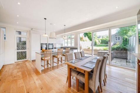 South Croydon, CR2 - property photo
