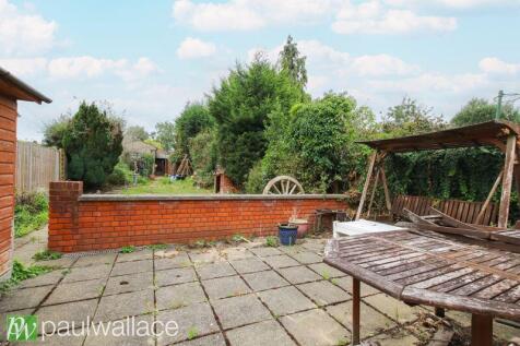 125' South West Facing Garden