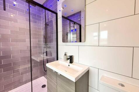 Ensuite Shower Room