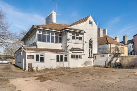 Monmouth Conservative Club, 15 Whitecross Street, Monmouth, NP25 3BY