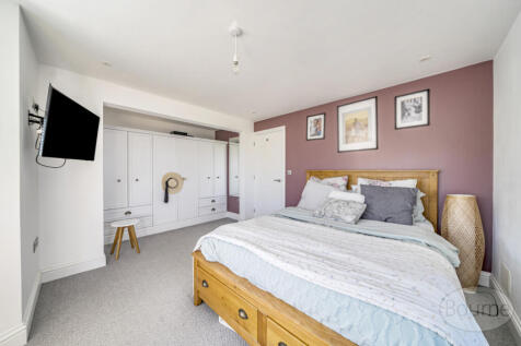 e7b12999-5e31-485...