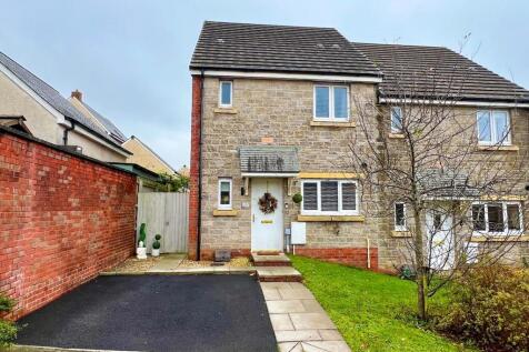 Bridgend, CF35 - property photo