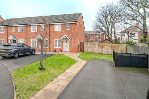 Leyland, PR25 - property photo