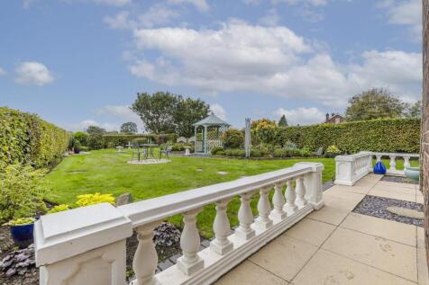 1GreenhavenCourt-7