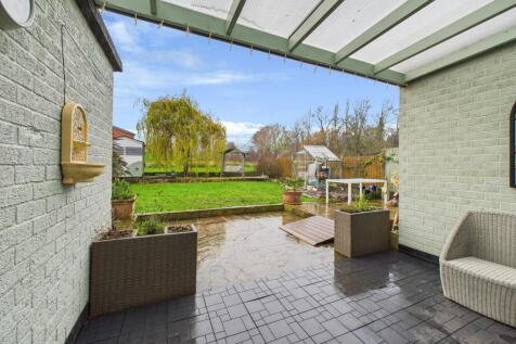 CAM04825G0-PR0244-STILL017