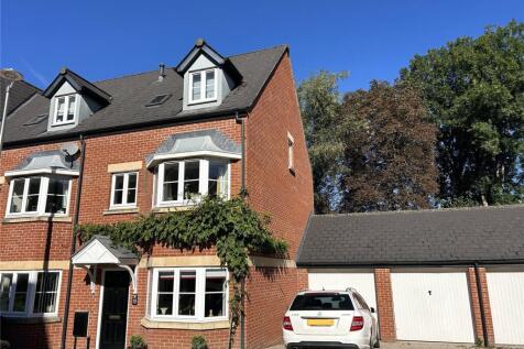 49 Popham Close