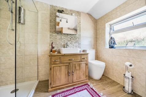DOWNSTAIRS SHOWER ROOM (1 of 2 bathrooms).jpg