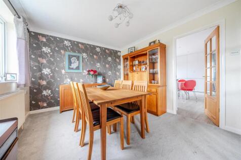 41 Pennine Way, Ashby