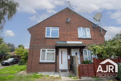 One bedroom house in Thamesmead