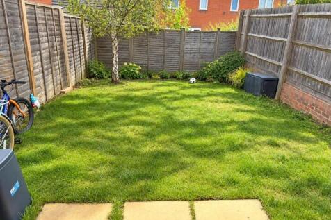 5 Pearmain Garden.jpg
