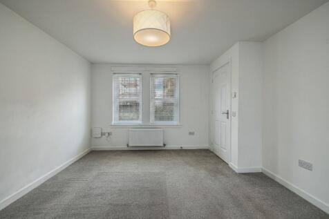 6 Knoll Park Place, Galashiels, TD1 2ES photo 3