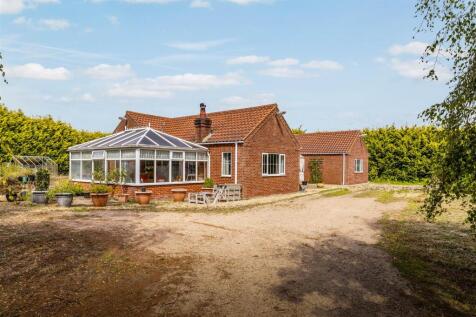 Chestnut Lodge (Gipsey Bridge)-6.jpg