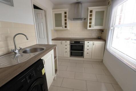 Kitchen.JPG