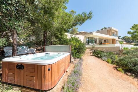 Jacuzzi