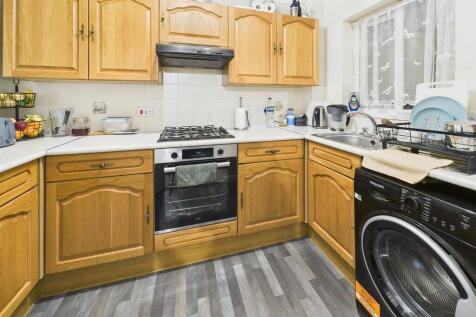 CAM02089G0-PR0616...