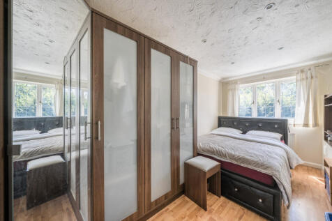 1318790-17-686d72...