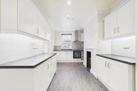 17 - Dowry Place, Hotwells.jpg