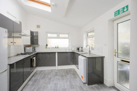 2 Newbridge Road-...