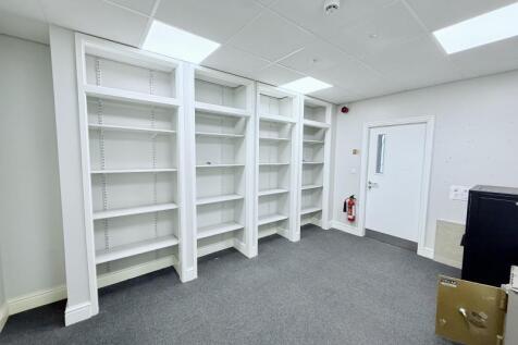 Office for sale Image 8