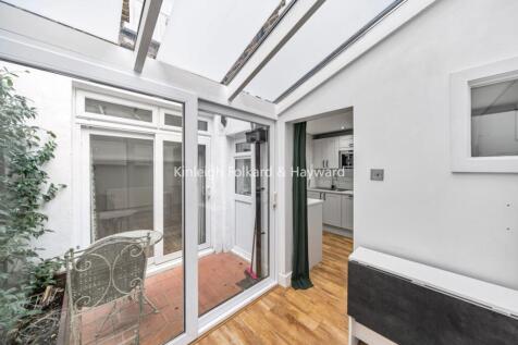 02322060-daf3-4643-9