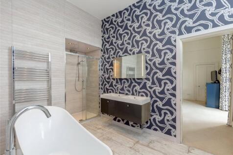 5 bed, 4 bath House in Edinburgh - Photo 14