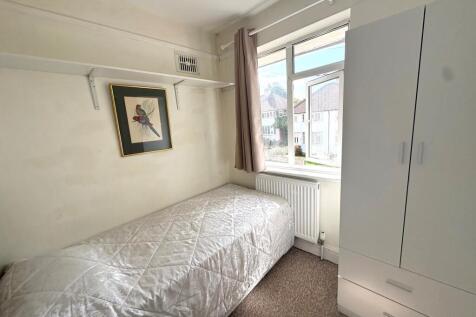 room 4 cope close