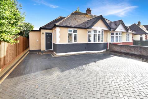 Luton, LU2 - property photo
