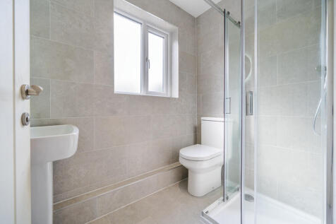 En Suite shower r...