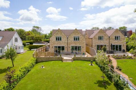 49 - Oakwood House - GL54 4NQ - Web.jpg