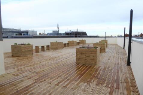Communal Roof Terrace