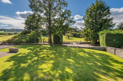 Garden &amp; Grounds