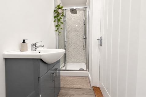 Ensuite