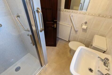 Clermiston Place, Edinburgh, EH4 photo 4