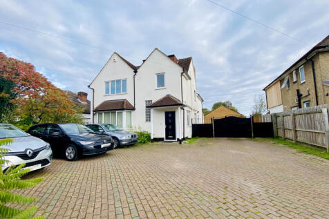 6 Bedroom House for sale on Milton Road, Cambridg