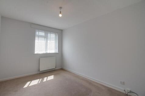 Churchill Drive photo 5
