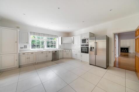 St George's Hill, Weybridge, Surrey, KT13 photo 3